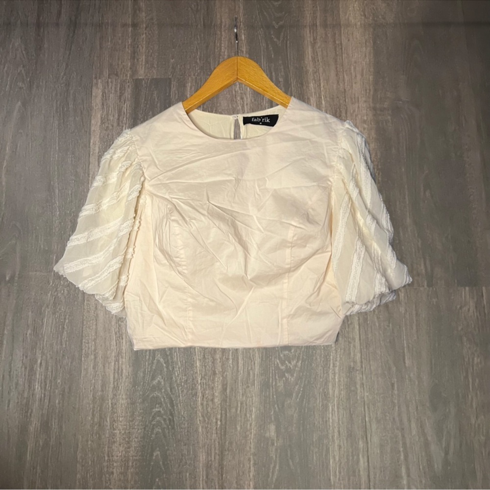 Fab’rik Cream‎ Puff Sleeve Cropped Blouse Romantic Top